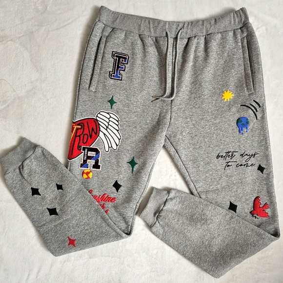 First Row Streetwear Flying Heart Graphic Gray Sweatpant Joggers - Picture 2 of 16